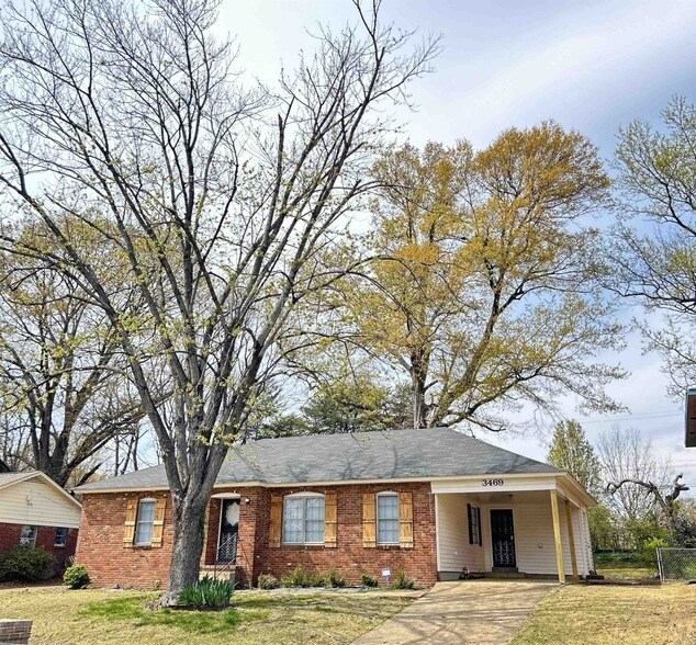 Primary Photo - 3469 Northmoor Ave