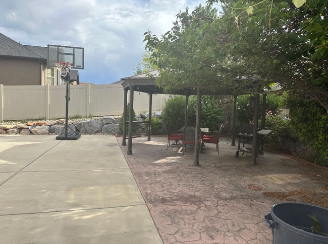Building Photo - 5136 S Silver Valley Dr