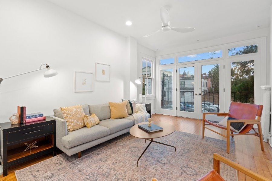 Foto principal - 108 3rd St NE