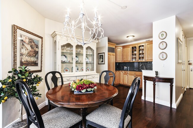 Building Photo - No Fee - Furnished Savoy Jr. 4, 1.5 BA