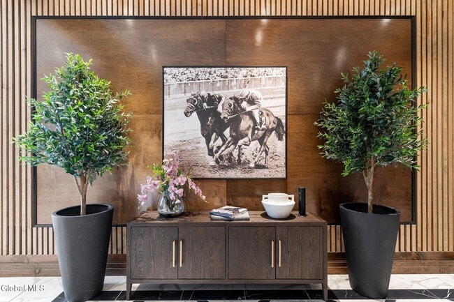 Building Photo - 19 Washington St