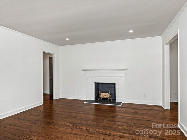 Foto del edificio - 5243 Murrayhill Rd