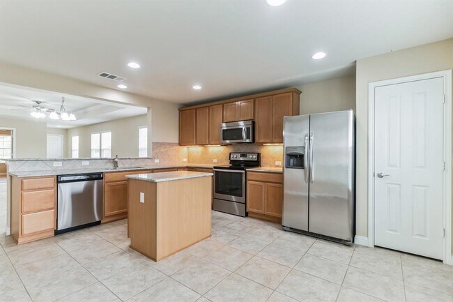 Foto del edificio - 303 Kings Creek Rd