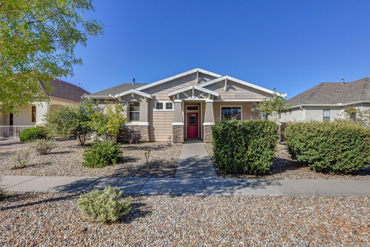 Primary Photo - Upgraded 3 bed 2 bath StoneRidge Beauty!