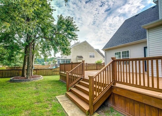 Foto del edificio - 1516 Clearwater Ln
