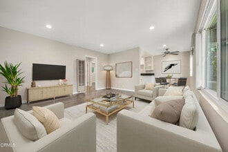 Building Photo - 590 N Los Robles Ave