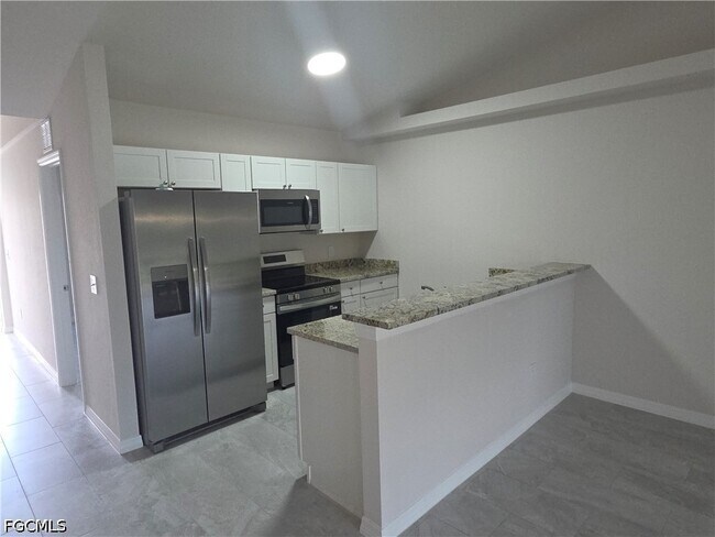 Foto del edificio - 1418 SE 1st Pl
