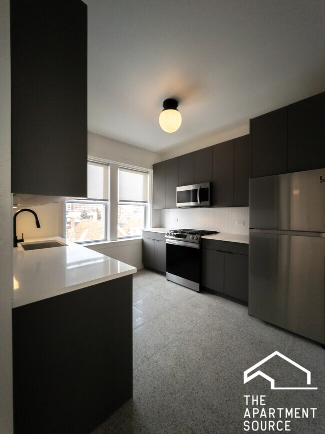 Foto del edificio - 3049 W Medill Ave