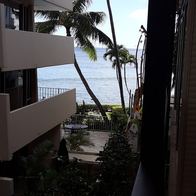 2943 Kalakaua Ave Unit 303, Honolulu, HI 96815 Condo for Rent in