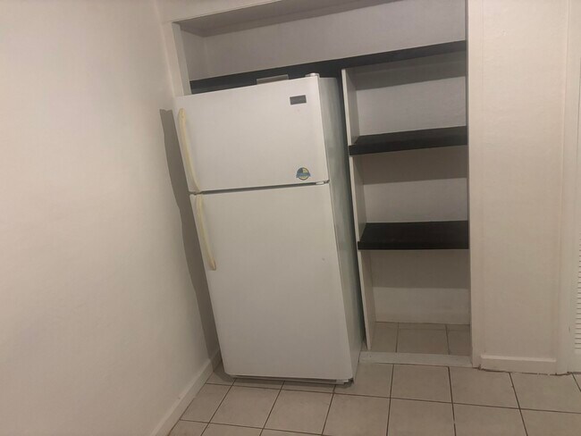 Foto del edificio - 2424 Grant St