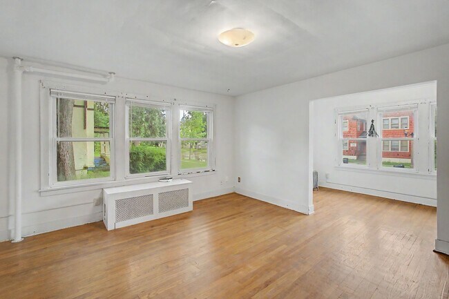 Foto del edificio - 407 W Green St