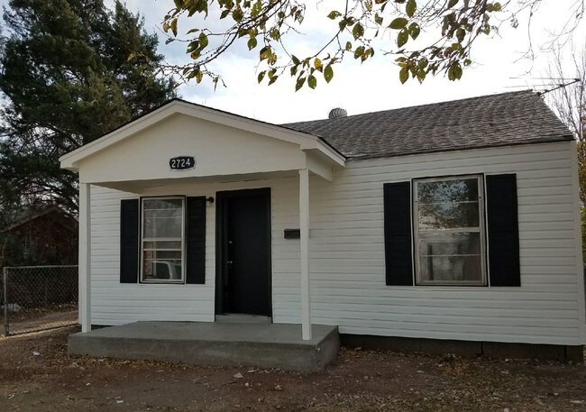 Building Photo - 2724 SW 38th St