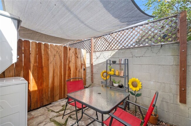 Foto del edificio - 336 Chester St