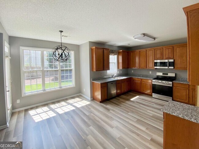 Foto del edificio - 675 Millbrook Villa Dr