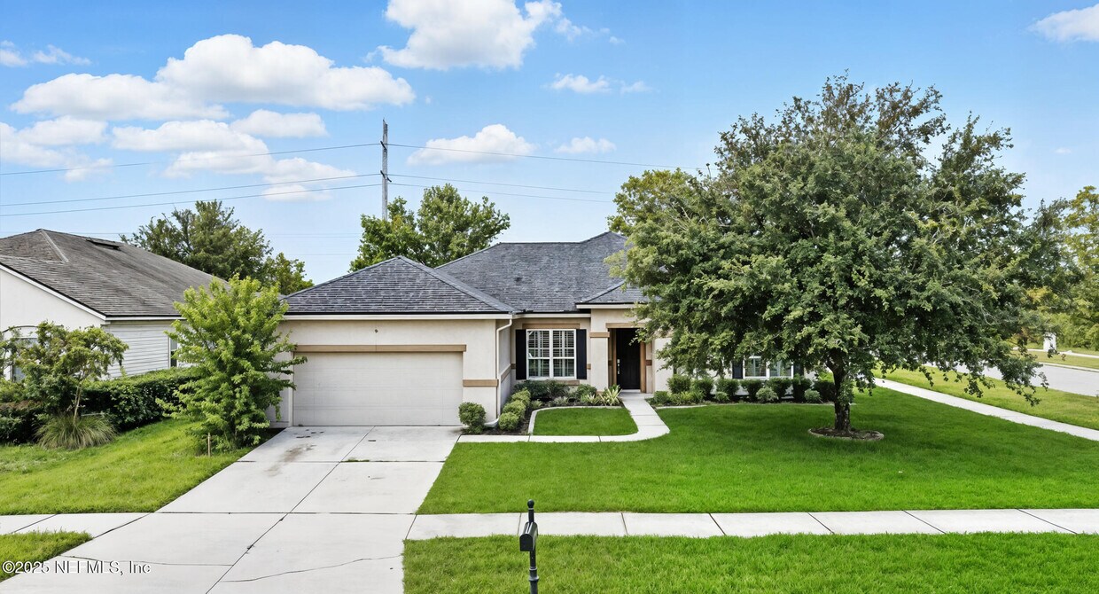 Foto principal - 1002 Wetland Ridge Cir