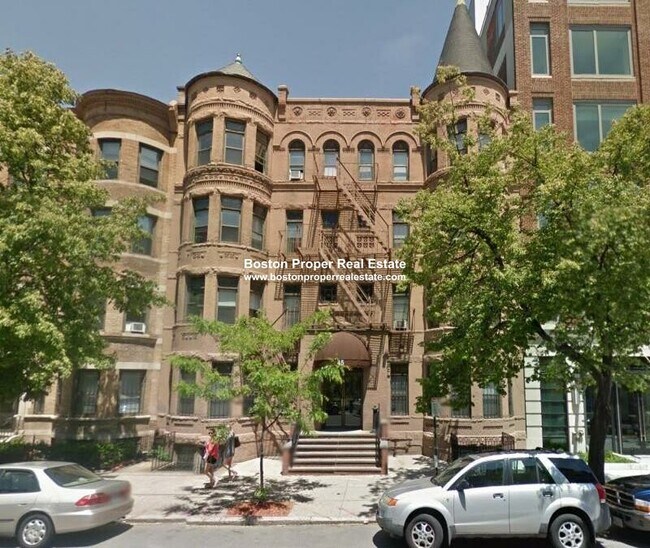Building Photo - 45 Westland Ave