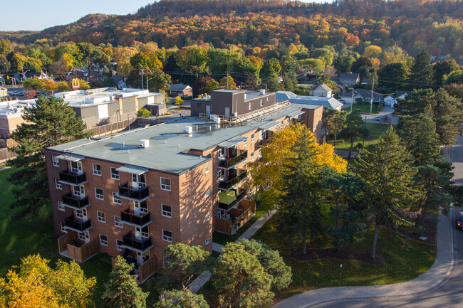 Photo du bâtiment - Slessor Boulevard