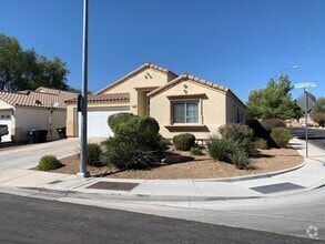 Building Photo - 4224 W Colton Ave