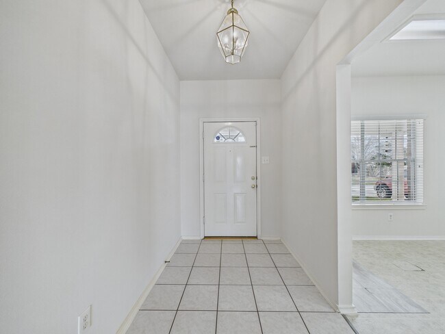 Foto del edificio - 1151 Andover Dr