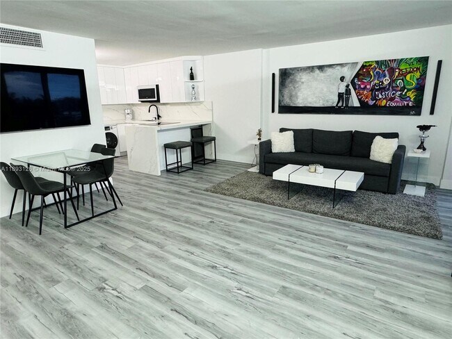 Foto del edificio - 345 Ocean Dr