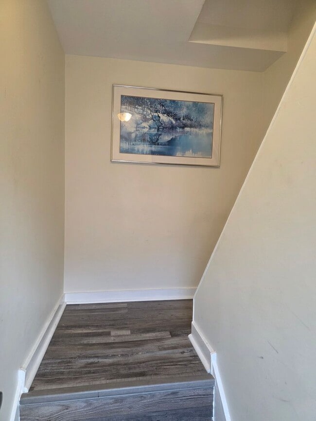 Photo - 420 W 22nd St Apartment