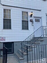 Building Photo - 331 Monroe St