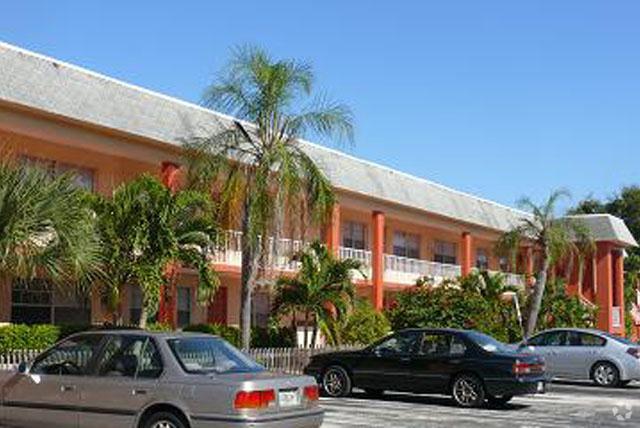 Building - FLORAL GARDENS APARTMENTS