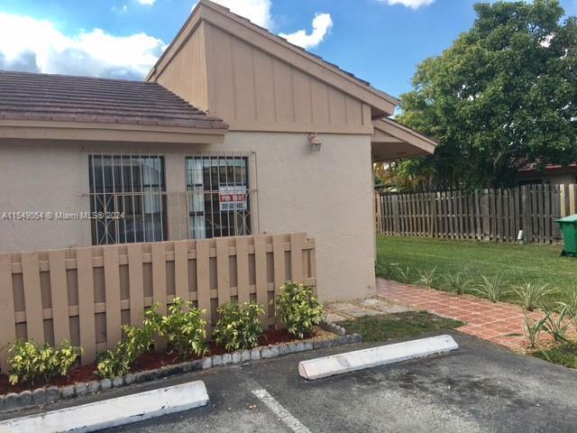 Primary Photo - 1300 SW 135th Ct