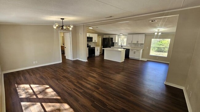 Foto del edificio - 2620 Indigo Ave