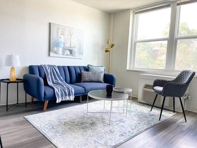 Foto del edificio - 2452 Kinsey Ave