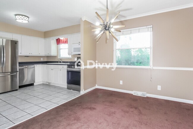 Building Photo - 215 Randel Ave, Akron, OH 44313