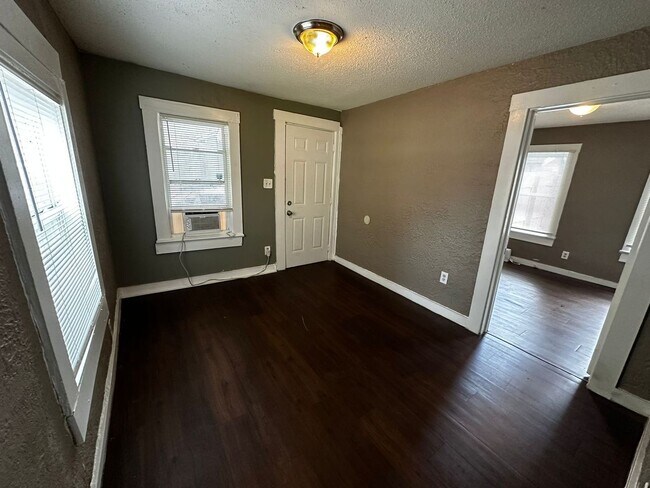 Building Photo - 1/1 with Private Yard Coming available soon