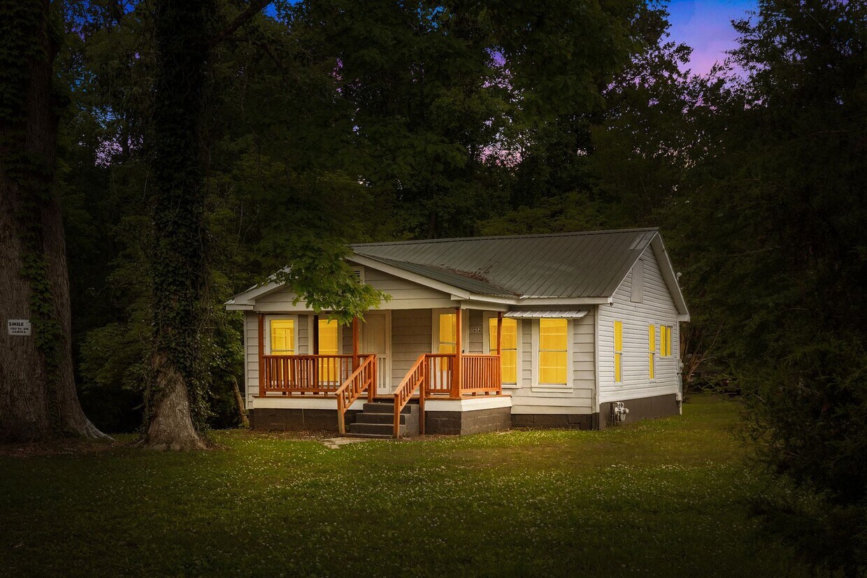 Foto principal - Charming 2 Bedroom, 2 Bathroom house