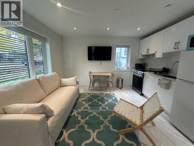 Photo du bâtiment - 4373 Ontario St