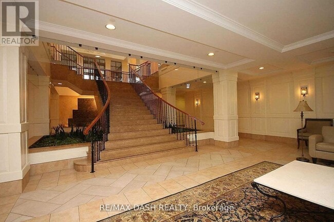 Photo du bâtiment - 700 Humberwood Blvd