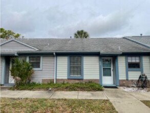 Building Photo - 913 Fairvilla Dr