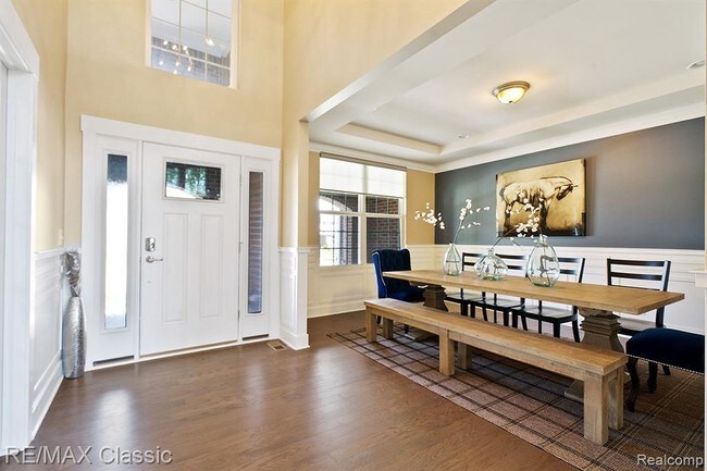 Foto del edificio - 1475 Hickory Ridge Ct S