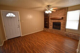 Building Photo - 1802 Rawhide Loop