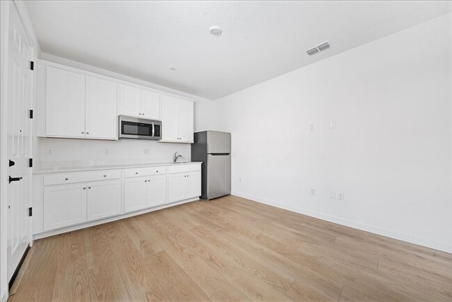 Building Photo - 12639 Patagonian Way