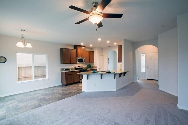 Foto del edificio - 2105 Moss Glen Loop