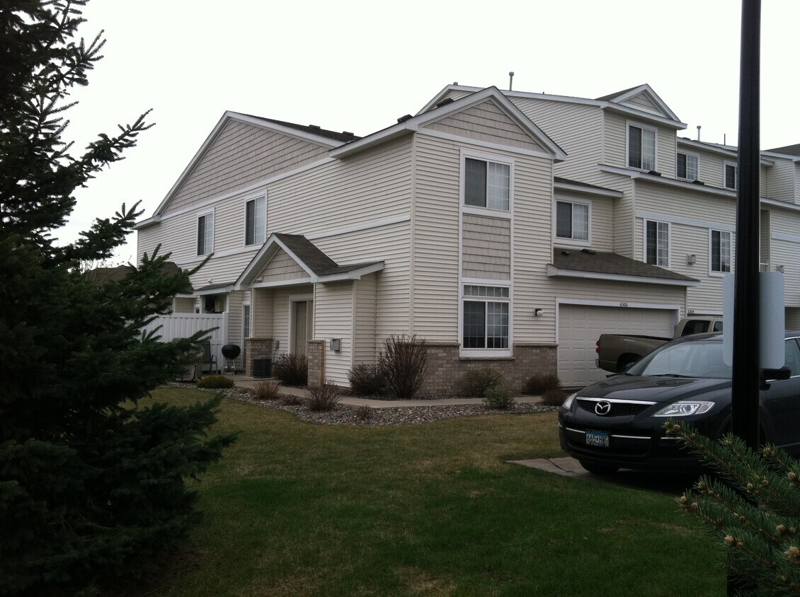 6506 Merrimac Ln N, Maple Grove, MN 55311 Townhome Rentals in Maple