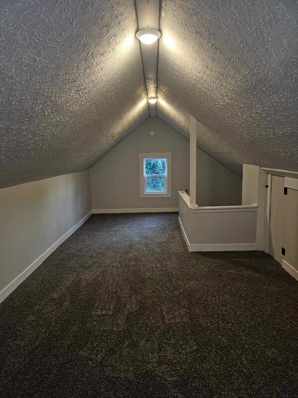 Foto del edificio - 1710 W Fair Ave