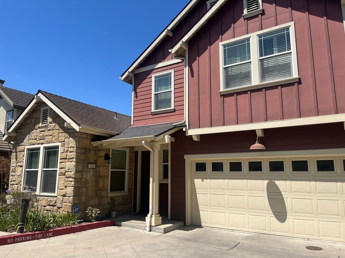 Primary Photo - Now Available – 4 Bedroom, 2.5 Bathroom Ho...
