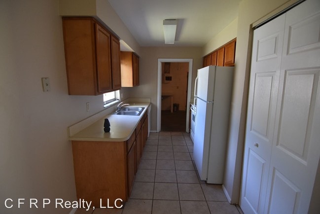 Building Photo - 3 br, 2 bath House - 423 Longwood Circle