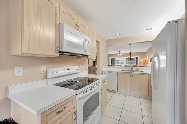 Foto del edificio - 13061 Hamilton Harbour Dr