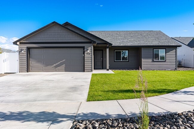 Building Photo - Brand New 3 Bed, 2 Bath Home in Moses Lake