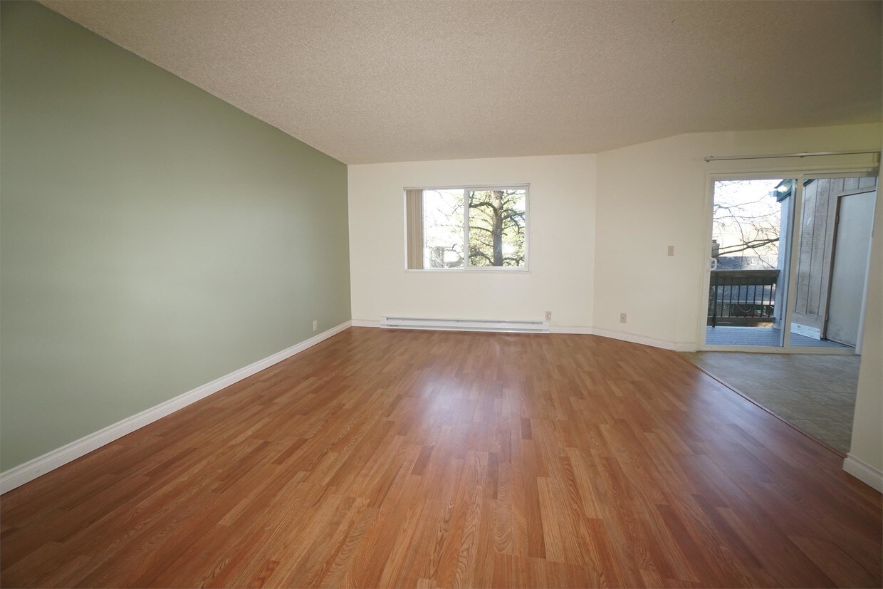 704 NE Kane Dr Unit 204, Gresham, OR 97030 Apartment for Rent in Gresham, OR