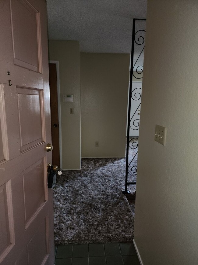 Foto del edificio - K1329-1331RA