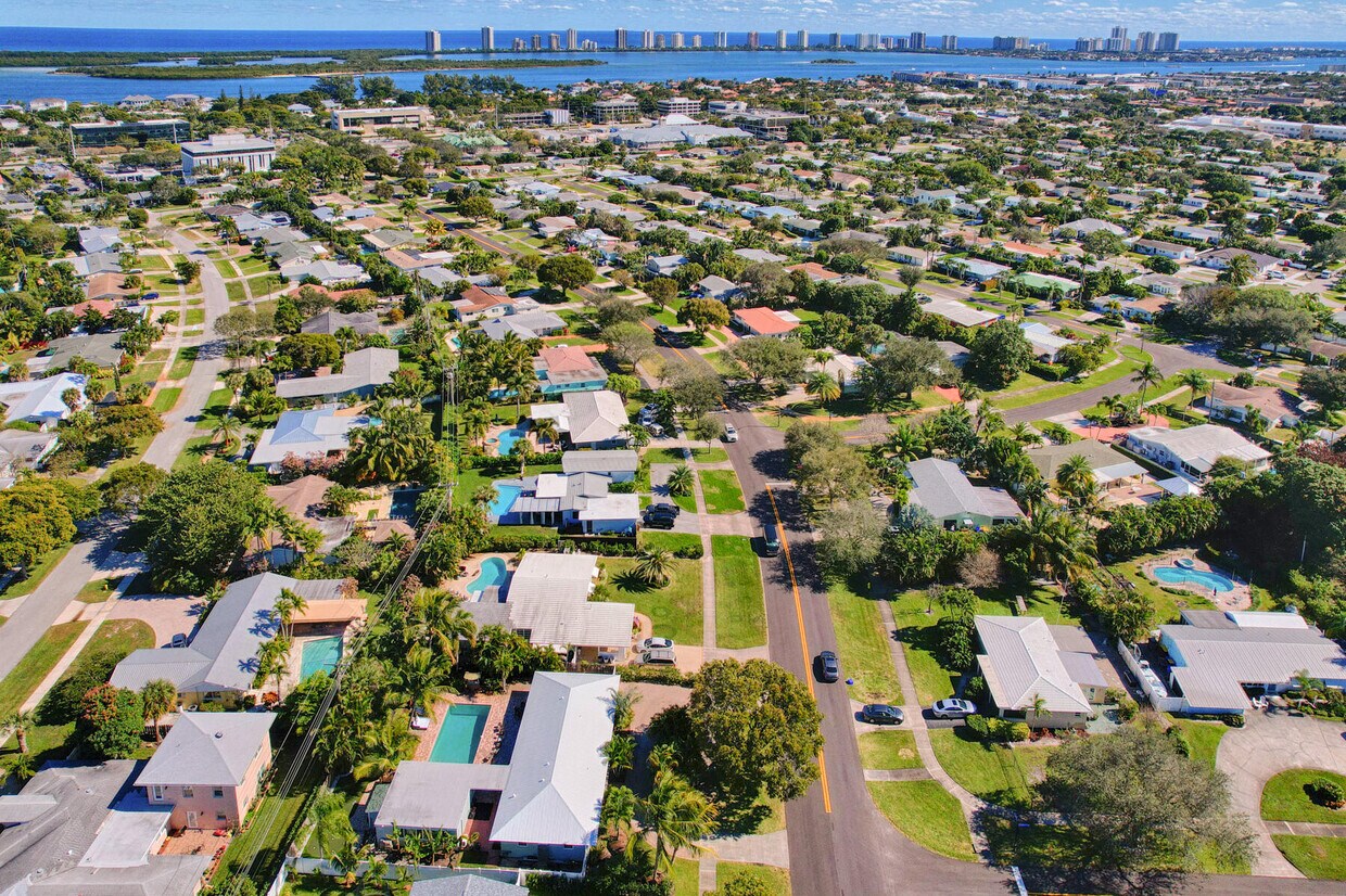 Foto principal - 509 Lighthouse Dr