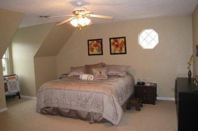 Foto del edificio - 3200 Trace Ct